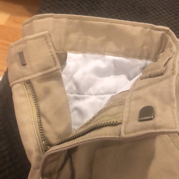 Khaki’s excellent condition Size 5/7, one with cargo pockets/regular pockets. - Picture 8 of 8